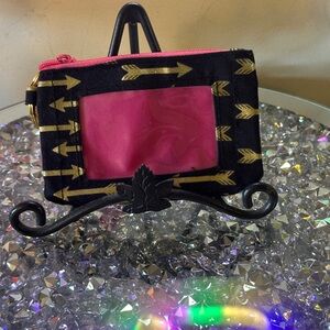 Simply Southern ID coin purse.